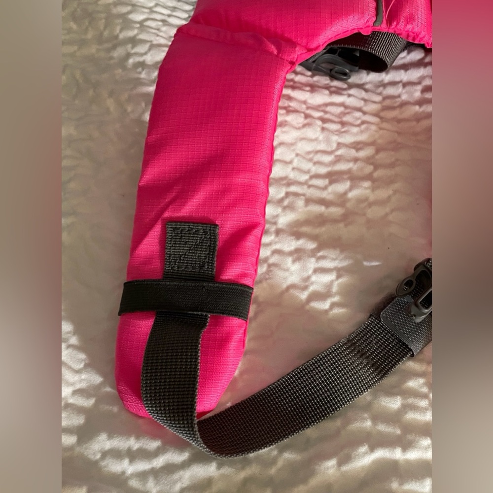 DOG swimming life JACKET -medium! Ore owned. Fits a 12-25 pound dog hot pink! - Picture 8 of 16